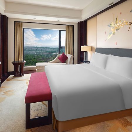 Crowne Plaza Chengdu Panda Garden By Ihg Hotel Exterior photo