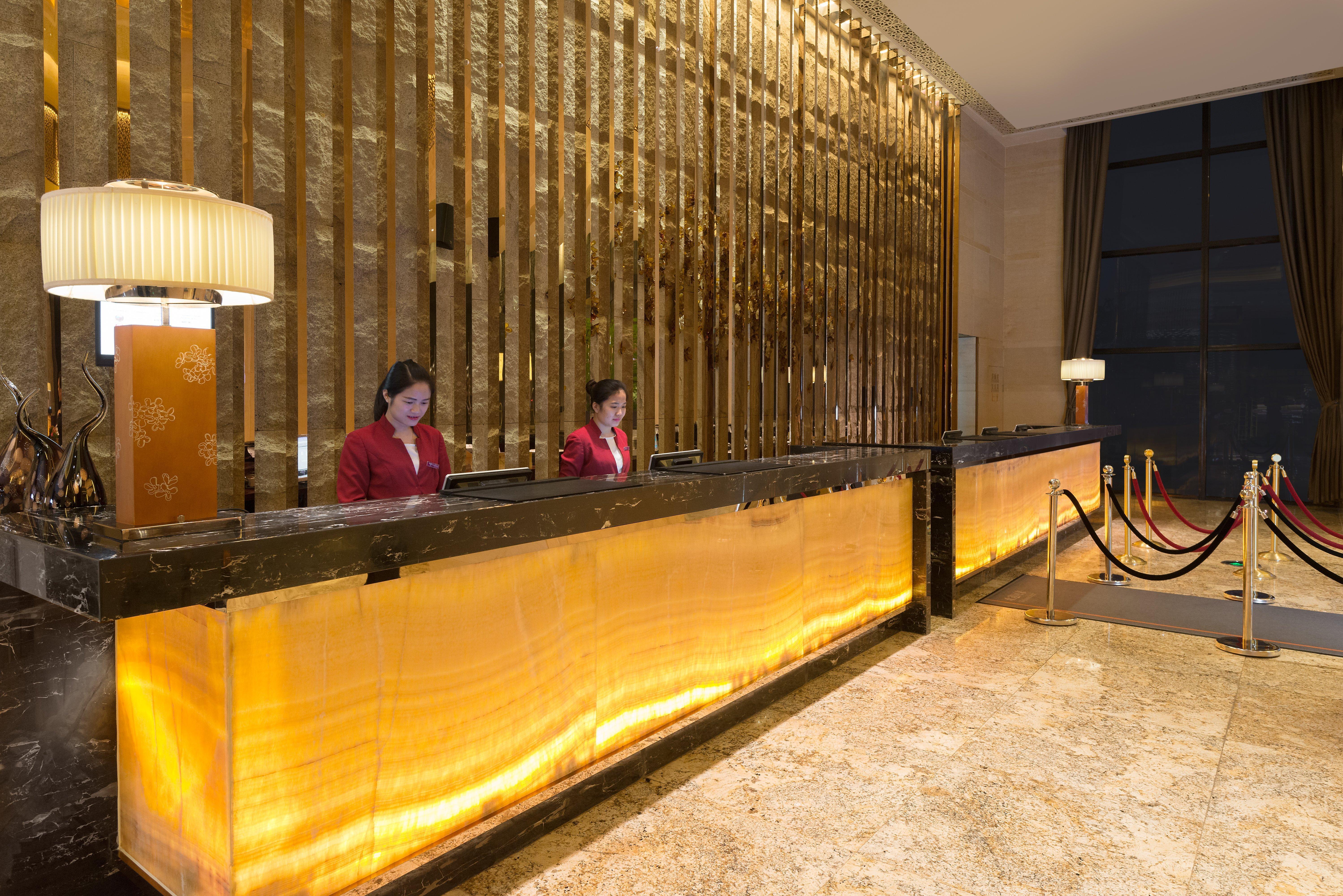 Crowne Plaza Chengdu Panda Garden By Ihg Hotel Exterior photo