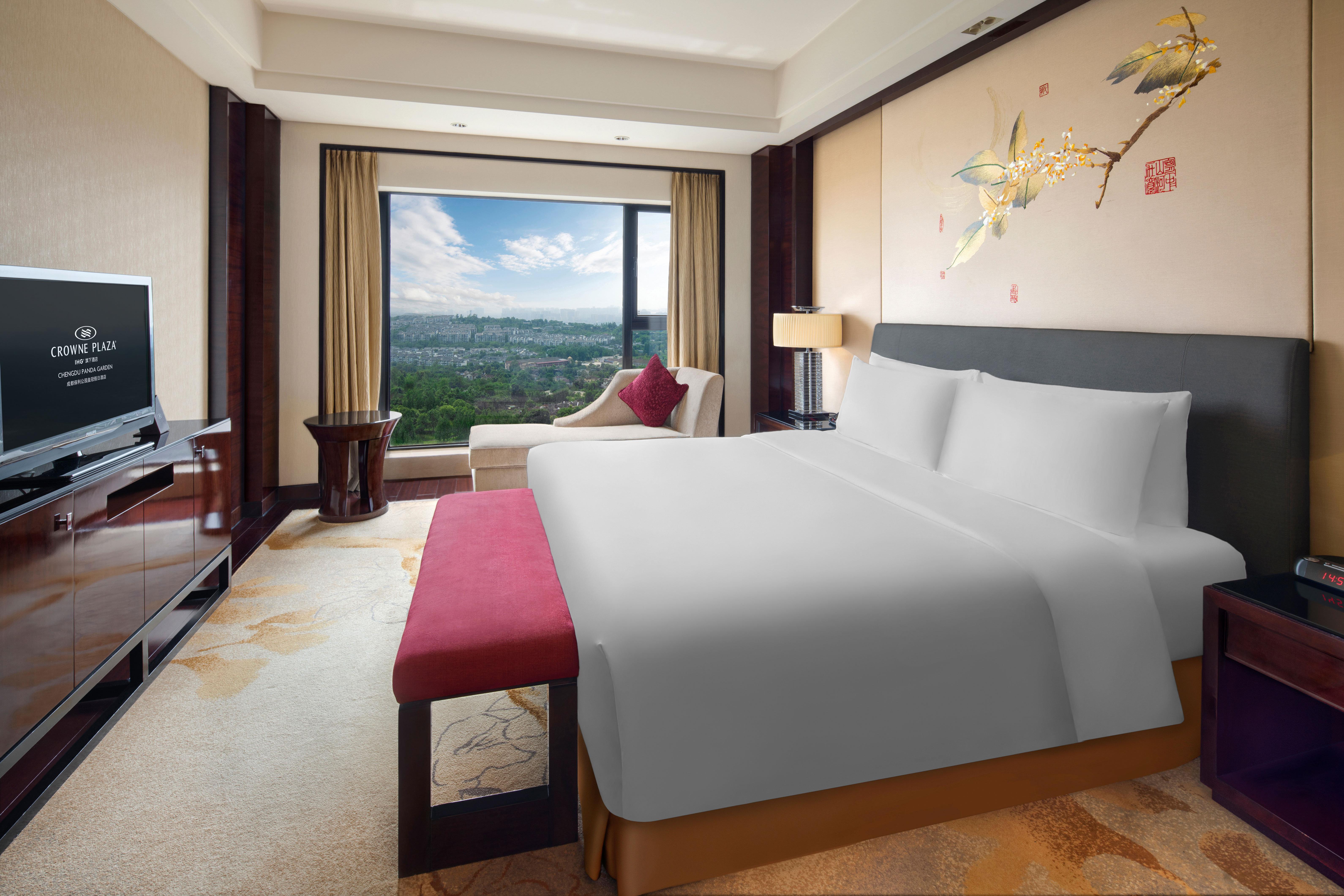 Crowne Plaza Chengdu Panda Garden By Ihg Hotel Exterior photo
