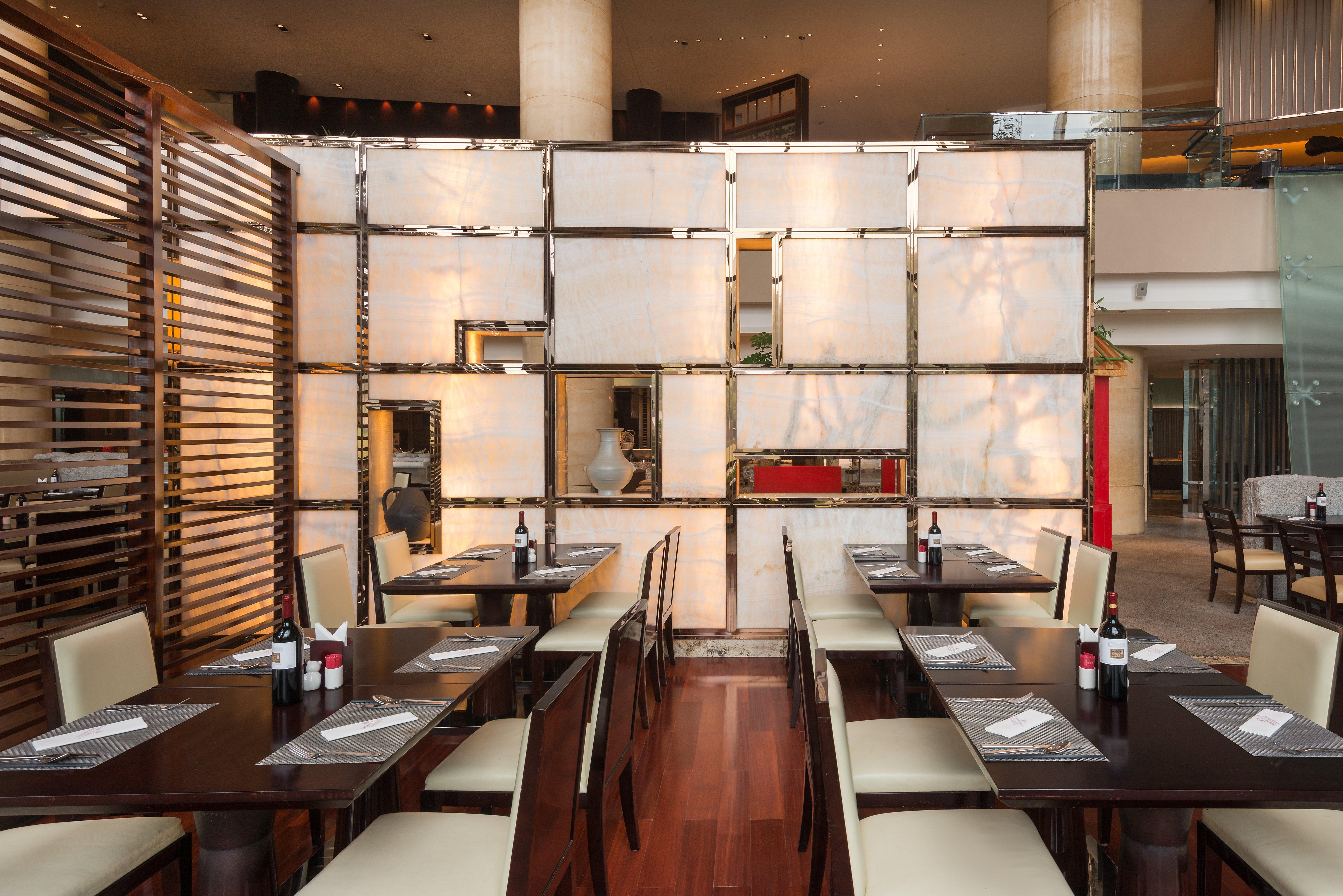 Crowne Plaza Chengdu Panda Garden By Ihg Hotel Exterior photo
