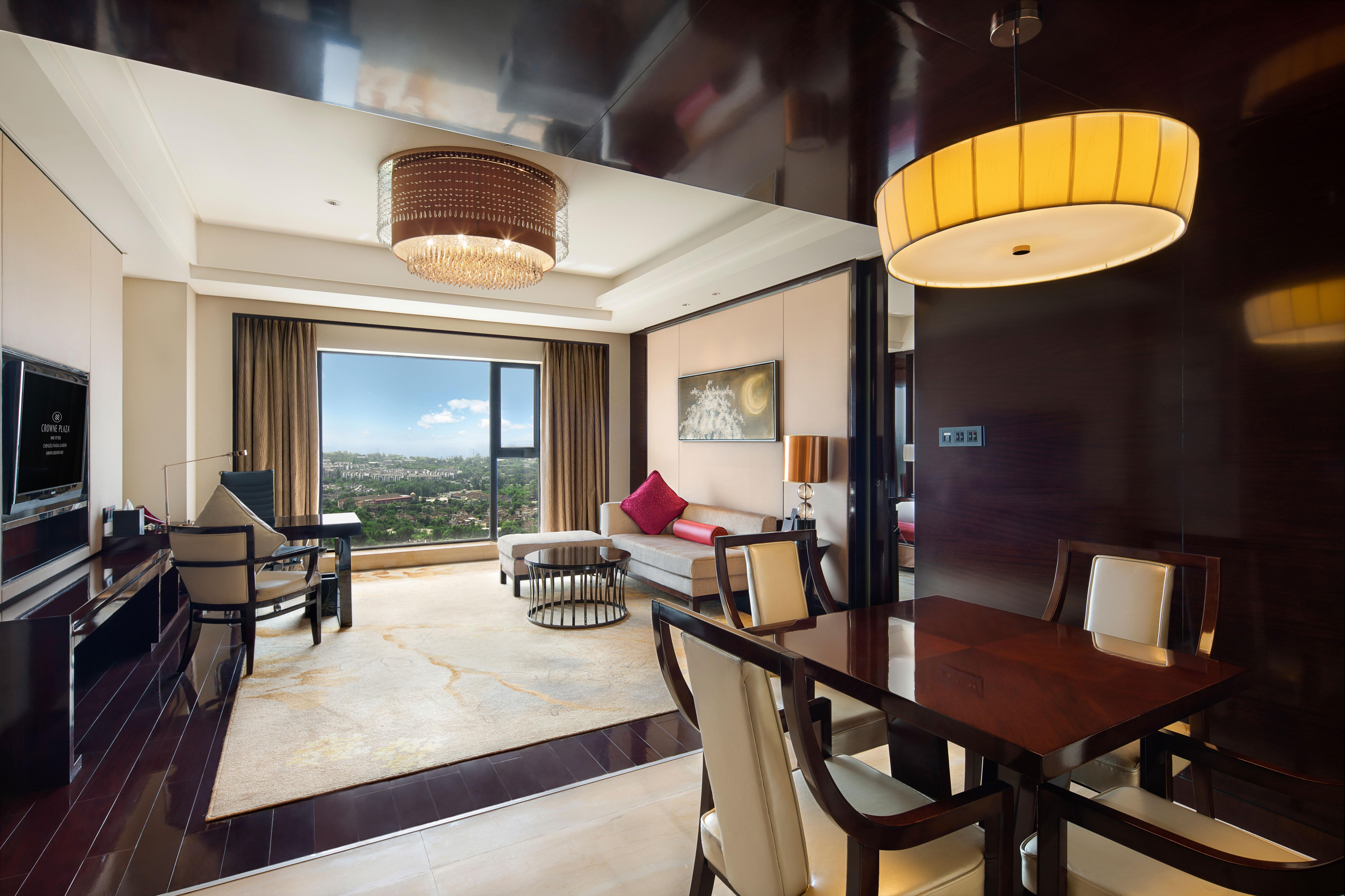 Crowne Plaza Chengdu Panda Garden By Ihg Hotel Exterior photo