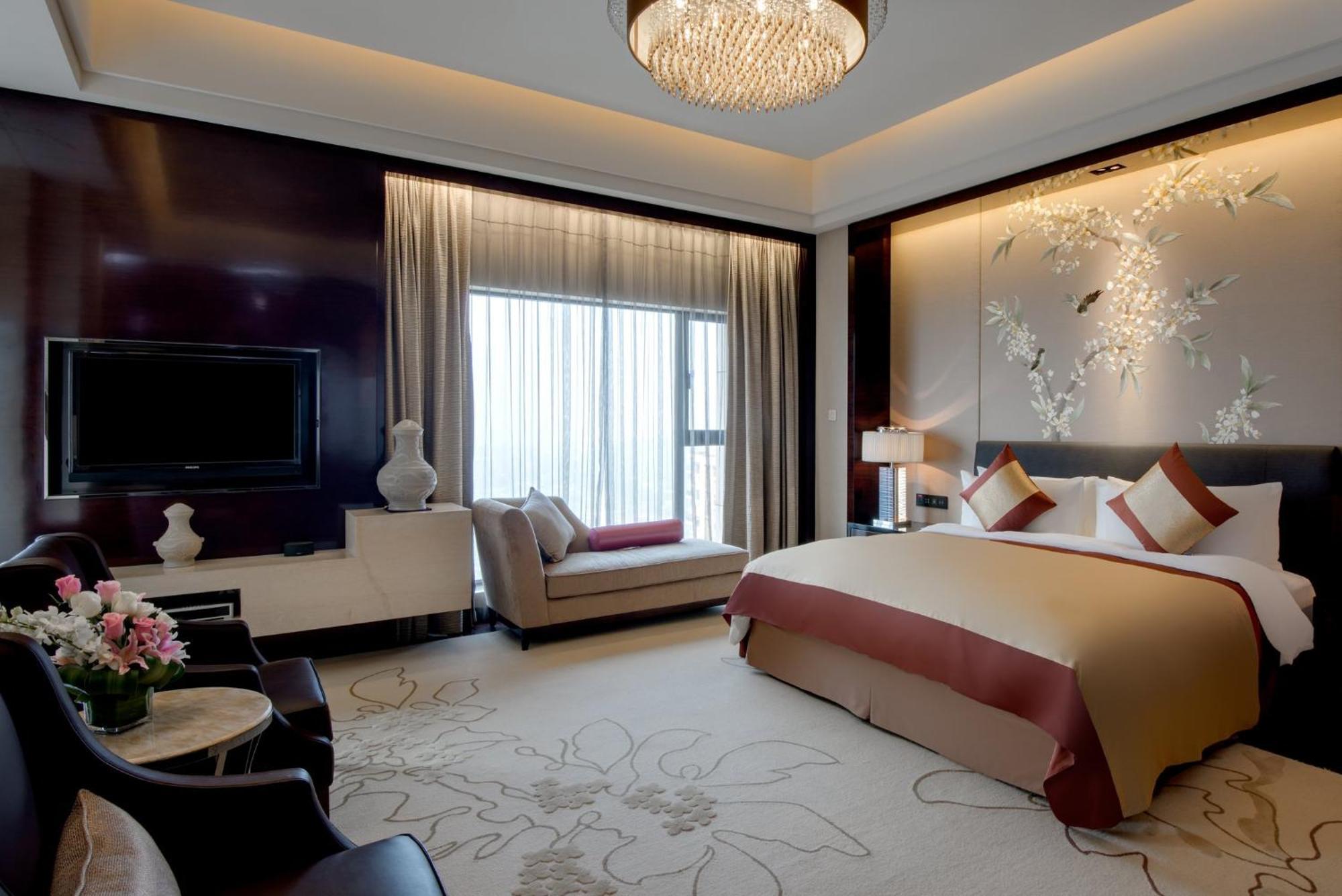 Crowne Plaza Chengdu Panda Garden By Ihg Hotel Exterior photo
