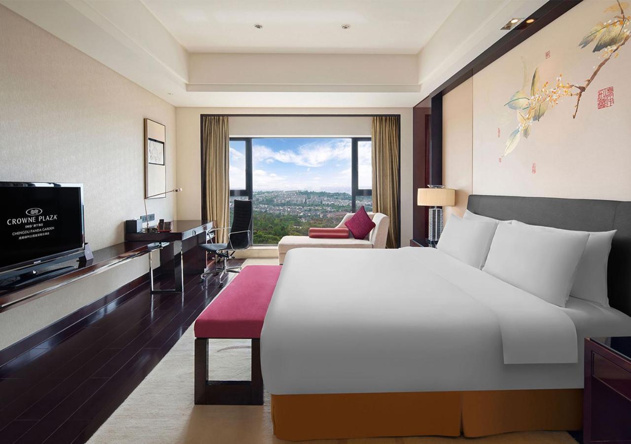 Crowne Plaza Chengdu Panda Garden By Ihg Hotel Exterior photo