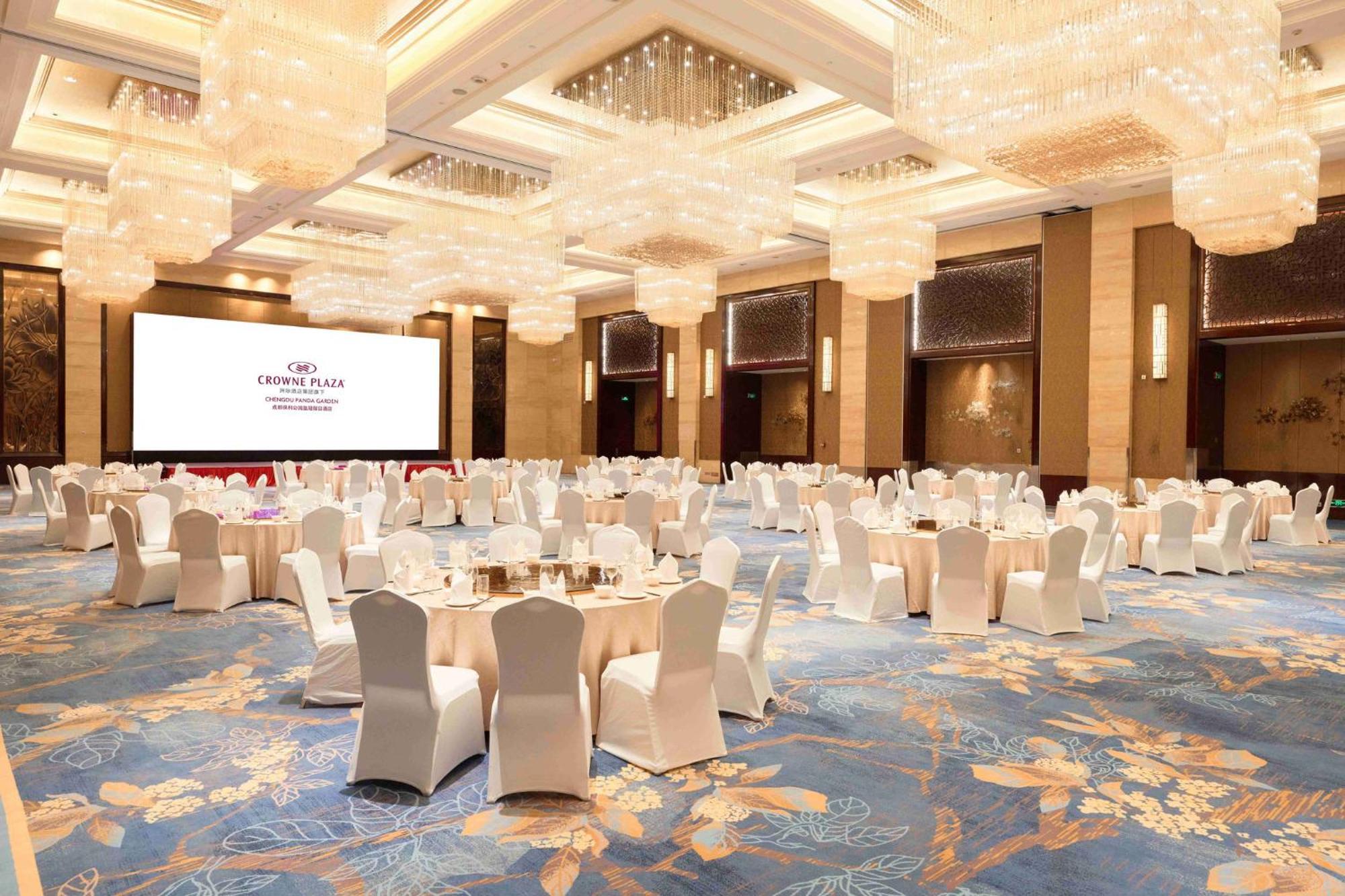 Crowne Plaza Chengdu Panda Garden By Ihg Hotel Exterior photo